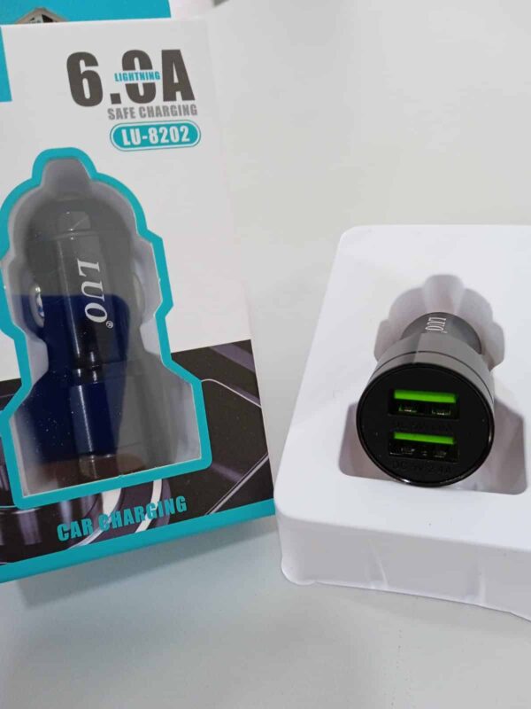 Cargador para auto 2 USB Lu-8202 6.0A - Imagen 1
