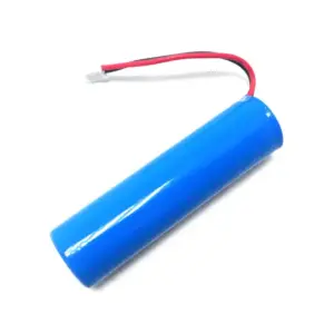 pila 18650 con conector